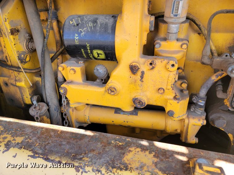 image for item ML9381 John Deere 770A  motor grader