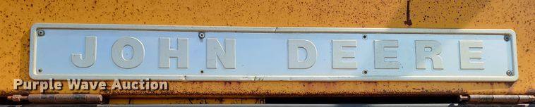 image for item ML9381 John Deere 770A  motor grader