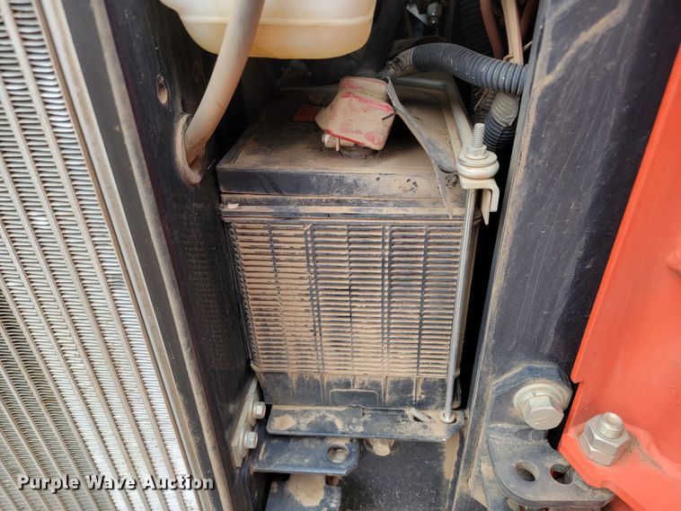 image for item ML9388 2017 Kubota SVL95-2S  tracked skid steer loader