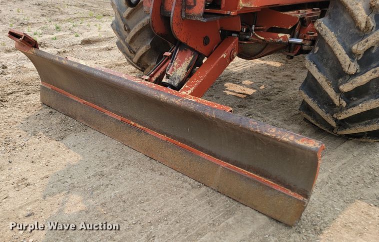 image for item ML9390 1993 Ditch Witch 7610  trencher