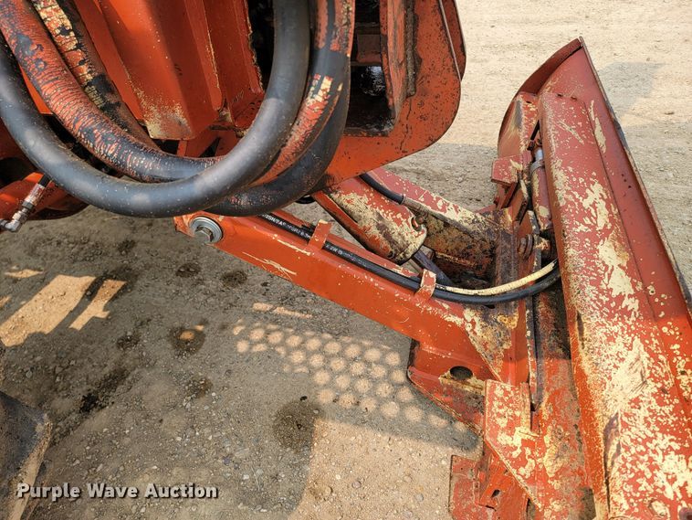 image for item ML9390 1993 Ditch Witch 7610  trencher