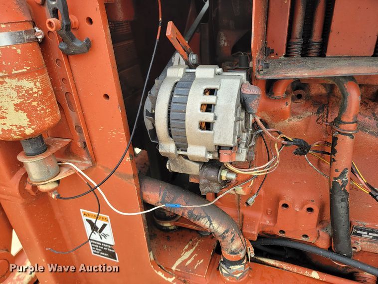 image for item ML9390 1993 Ditch Witch 7610  trencher