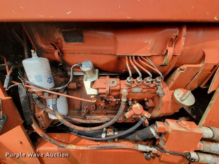 image for item ML9390 1993 Ditch Witch 7610  trencher