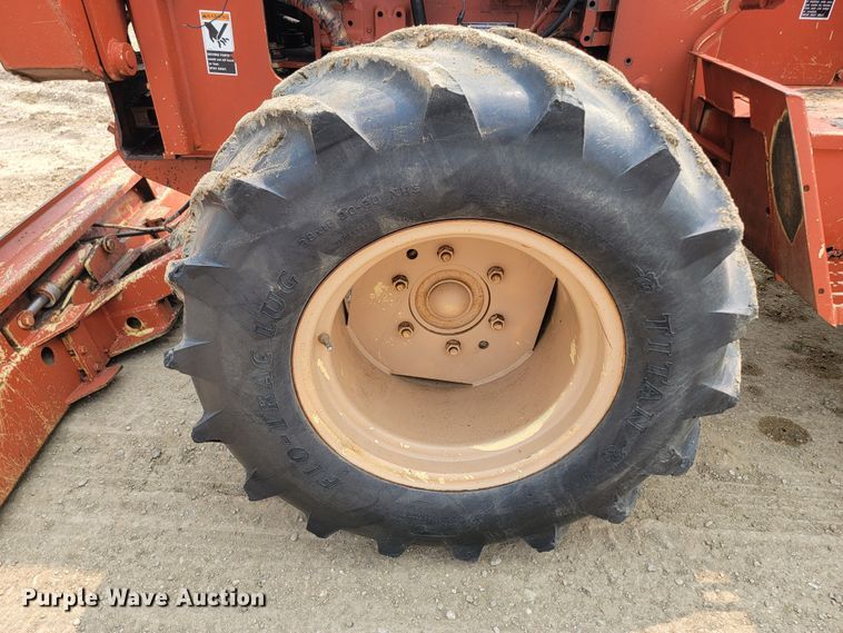 image for item ML9390 1993 Ditch Witch 7610  trencher