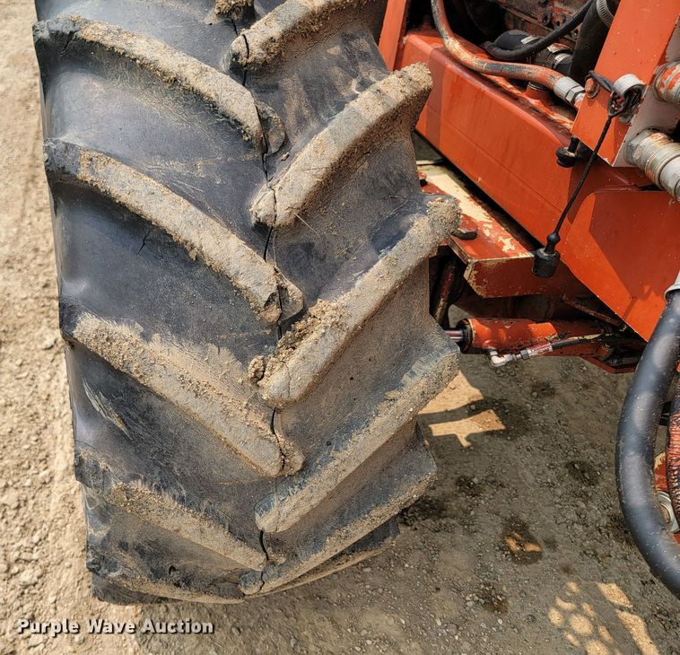 image for item ML9390 1993 Ditch Witch 7610  trencher