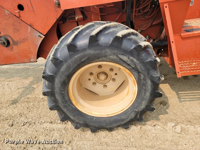 image for item ML9390 1993 Ditch Witch 7610  trencher