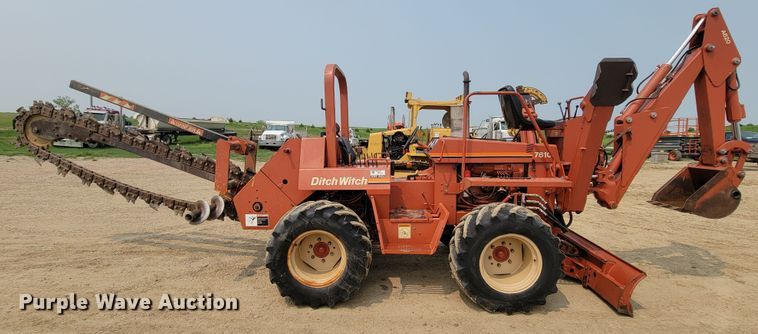 image for item ML9391 1993 Ditch Witch 7610  trencher