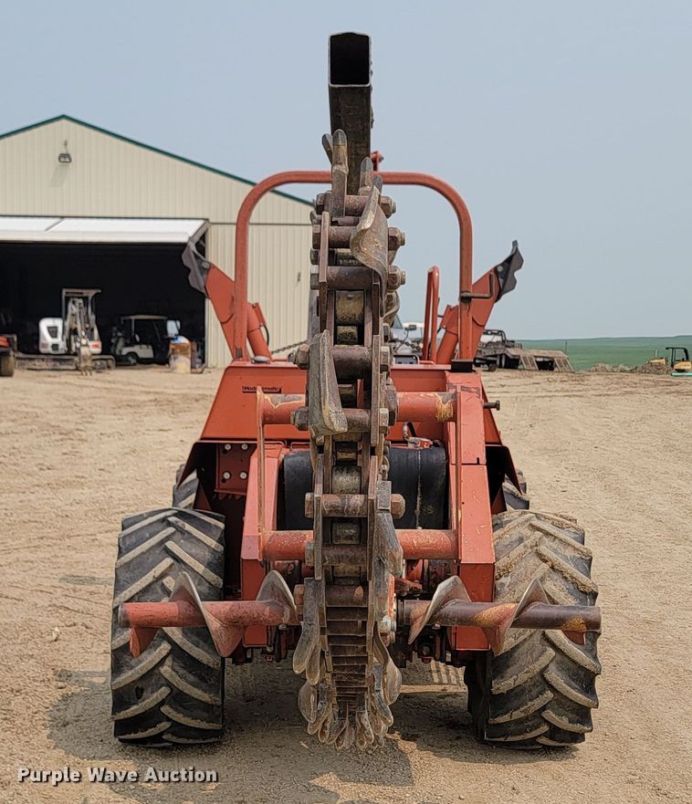 image for item ML9391 1993 Ditch Witch 7610  trencher