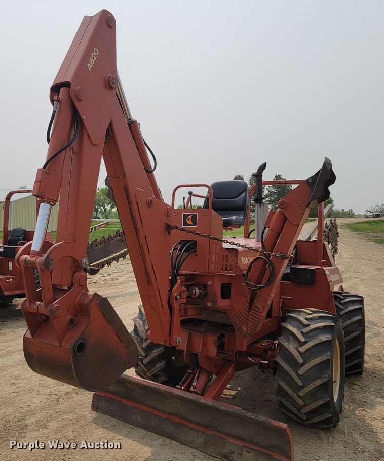 image for item ML9391 1993 Ditch Witch 7610  trencher