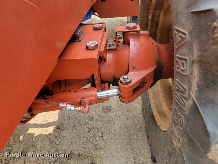 image for item ML9391 1993 Ditch Witch 7610  trencher