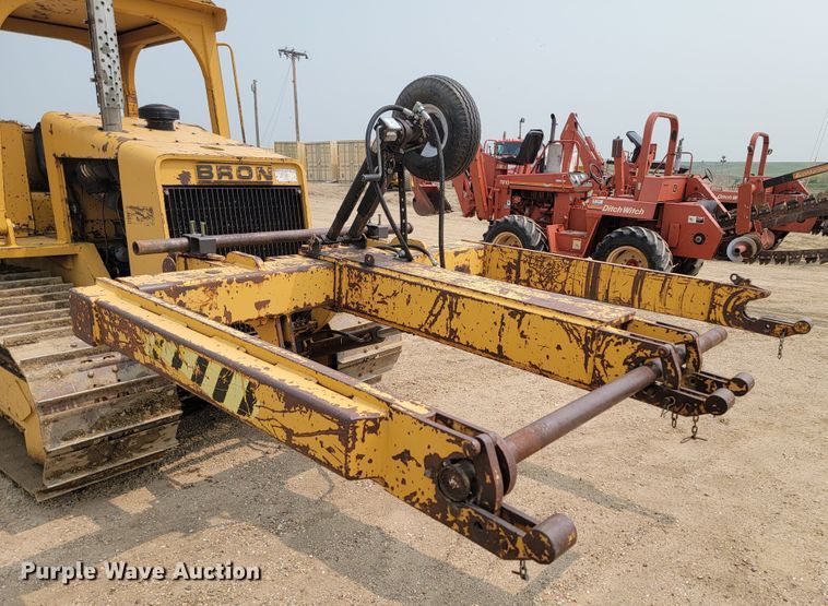 image for item ML9392 1997 Bron 150  cable plow