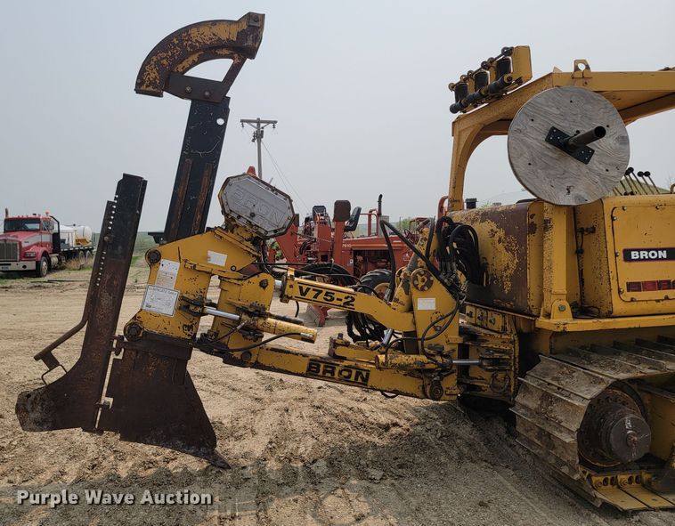 image for item ML9392 1997 Bron 150  cable plow