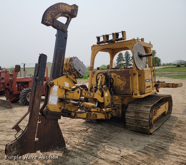 image for item ML9392 1997 Bron 150  cable plow