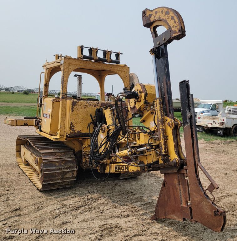 image for item ML9392 1997 Bron 150  cable plow