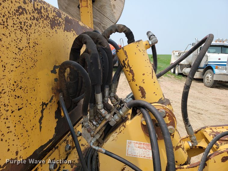 image for item ML9392 1997 Bron 150  cable plow