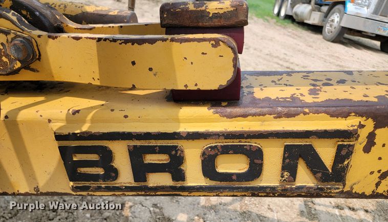 image for item ML9392 1997 Bron 150  cable plow