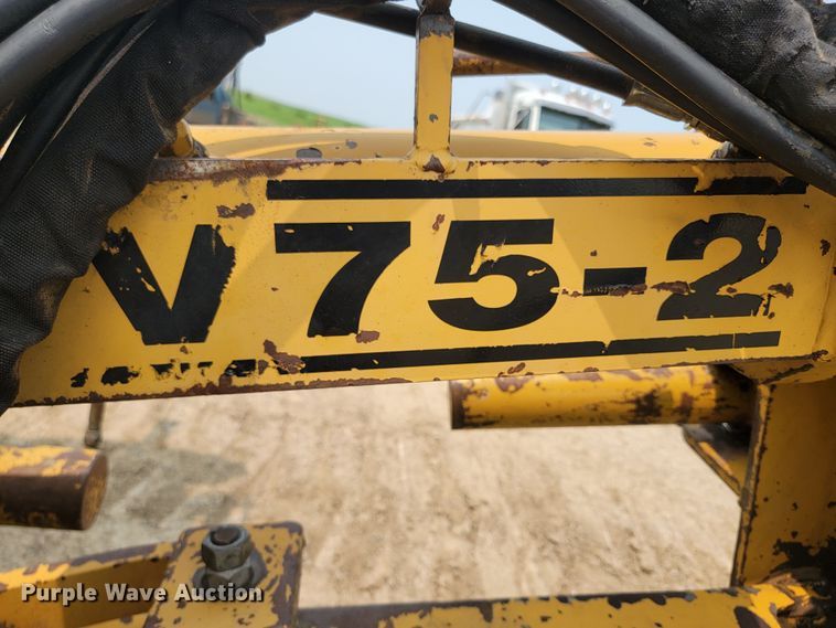 image for item ML9392 1997 Bron 150  cable plow