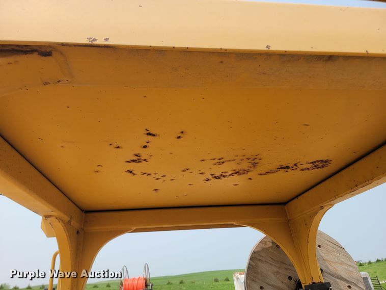 image for item ML9392 1997 Bron 150  cable plow