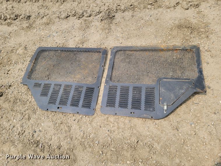 image for item ML9392 1997 Bron 150  cable plow