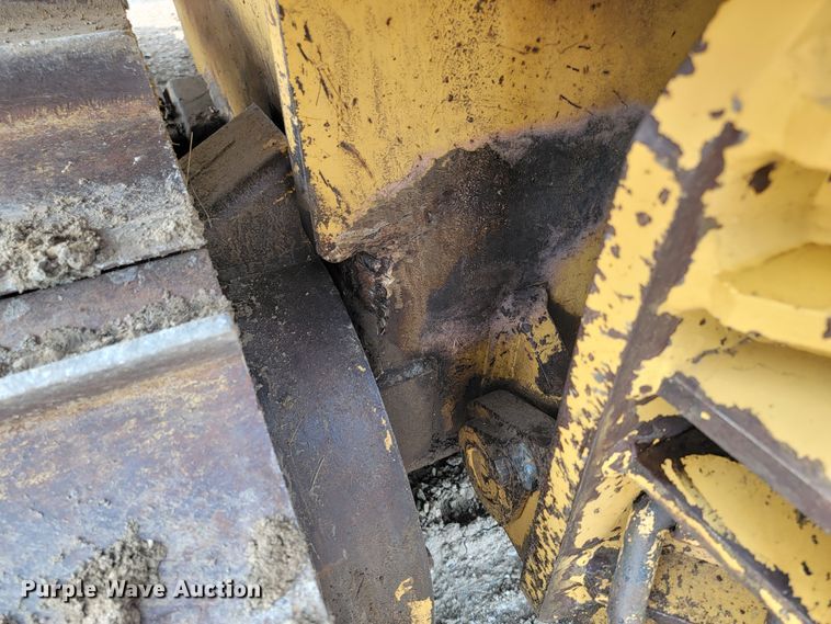 image for item ML9392 1997 Bron 150  cable plow