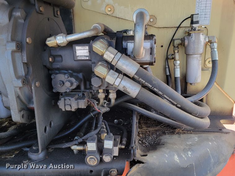 image for item ML9412 2005 JLG 600S  boom lift