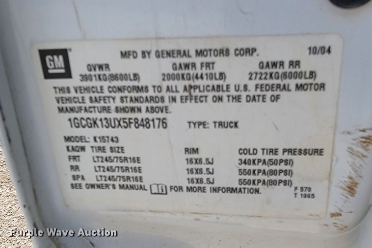 image for item ML9413 2005 Chevrolet Silverado 1500  Crew Cab pickup truck