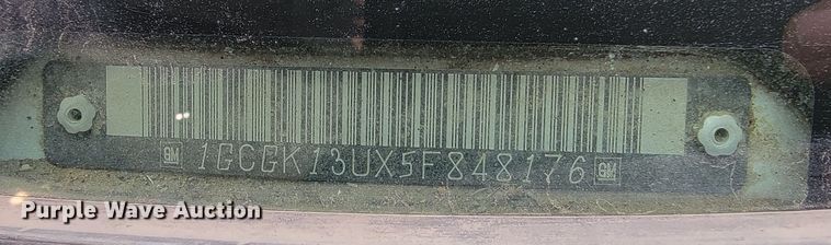 image for item ML9413 2005 Chevrolet Silverado 1500  Crew Cab pickup truck