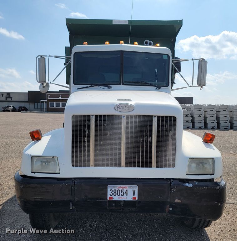 image for item ML9415 1999 Peterbilt 330  dump truck