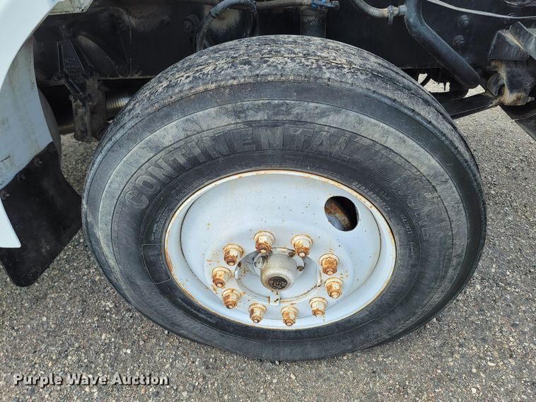 image for item ML9415 1999 Peterbilt 330  dump truck