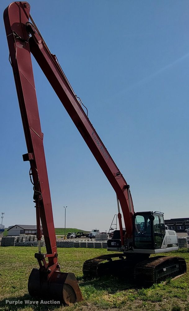 image for item ML9416 2013 Link-Belt 250X3 LF  long reach excavator