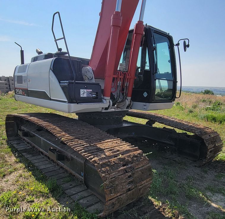image for item ML9416 2013 Link-Belt 250X3 LF  long reach excavator