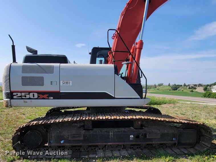 image for item ML9416 2013 Link-Belt 250X3 LF  long reach excavator