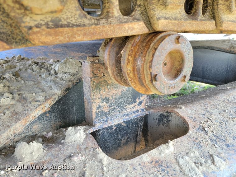 image for item ML9416 2013 Link-Belt 250X3 LF  long reach excavator