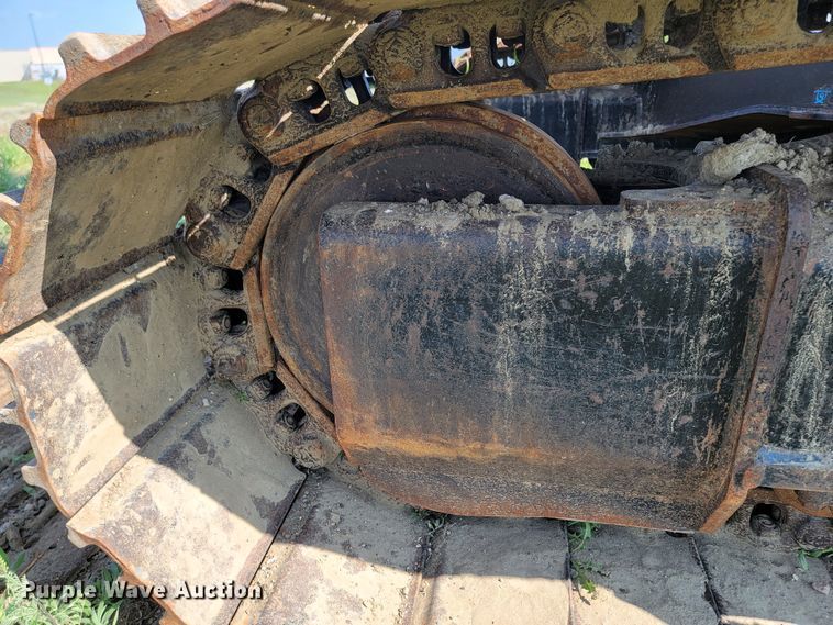 image for item ML9416 2013 Link-Belt 250X3 LF  long reach excavator