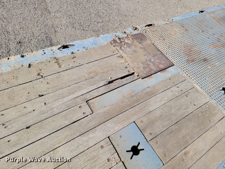 image for item ML9417 2007 Load King HFT70  drop deck equipment trailer