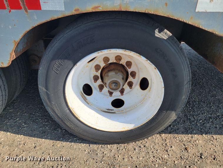 image for item ML9417 2007 Load King HFT70  drop deck equipment trailer