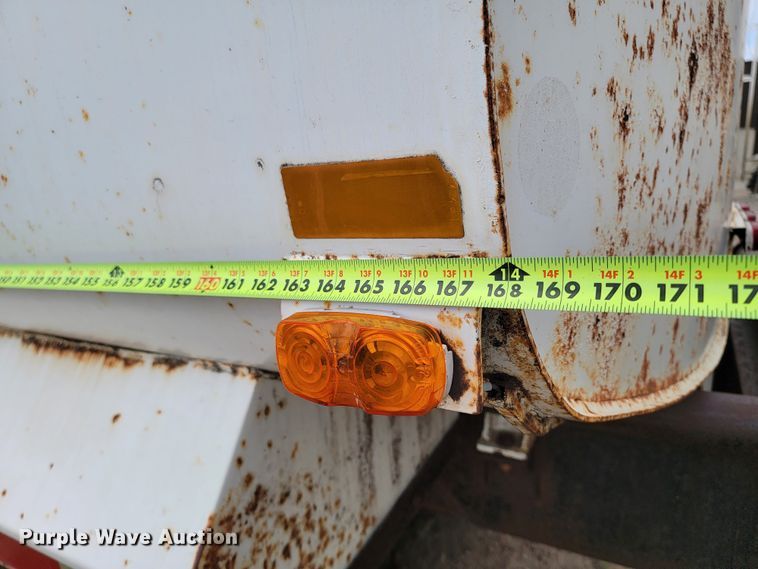 image for item ML9420 1977 International F-5070  tank truck