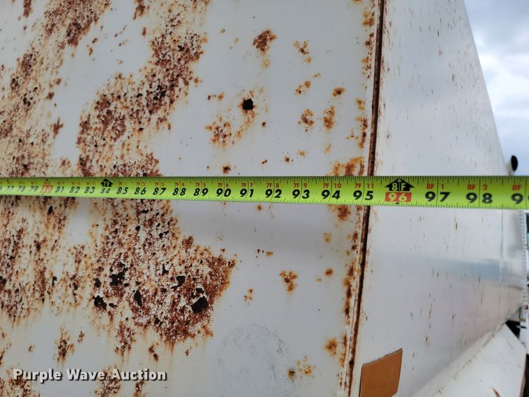 image for item ML9420 1977 International F-5070  tank truck