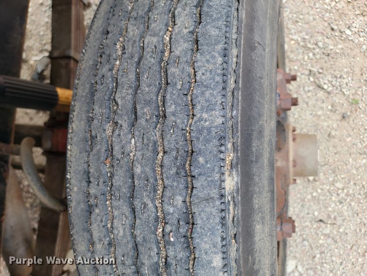 image for item ML9420 1977 International F-5070  tank truck