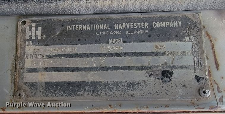 image for item ML9420 1977 International F-5070  tank truck