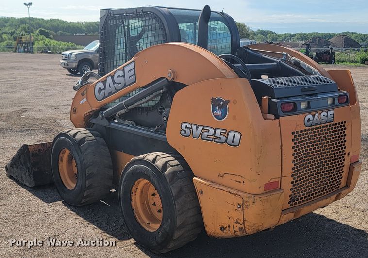 image for item ML9425 2012 Case SV250  skid steer loader
