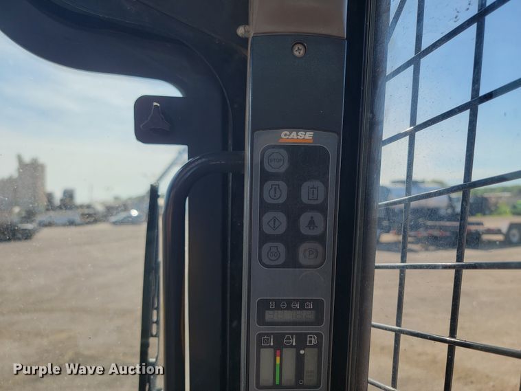 image for item ML9425 2012 Case SV250  skid steer loader