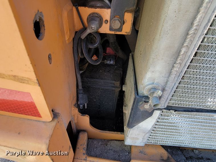 image for item ML9425 2012 Case SV250  skid steer loader