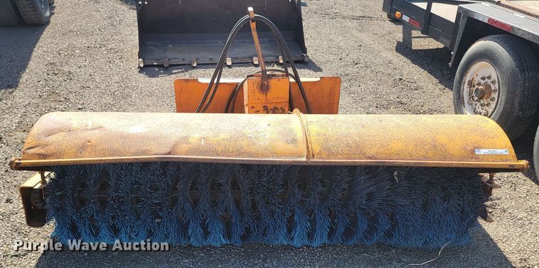 image for item ML9427 88" W skid steer broom