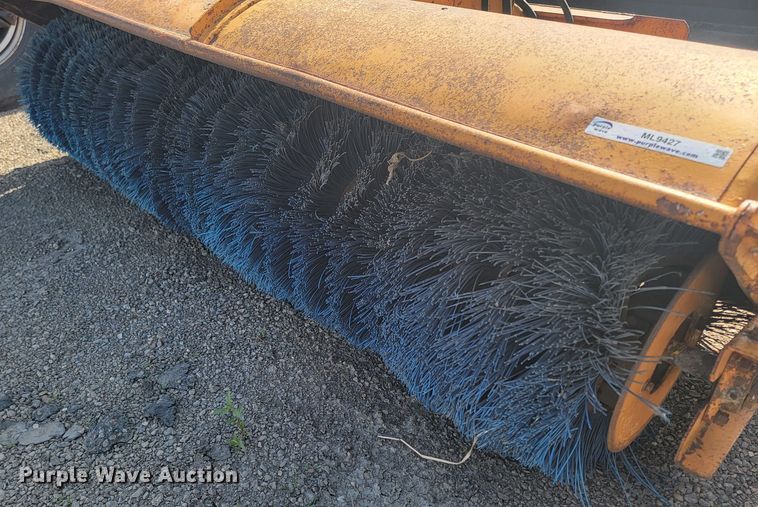 image for item ML9427 88" W skid steer broom