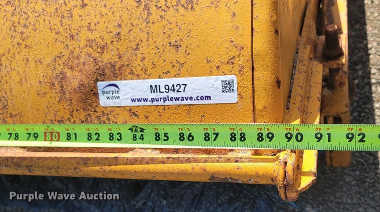 image for item ML9427 88" W skid steer broom