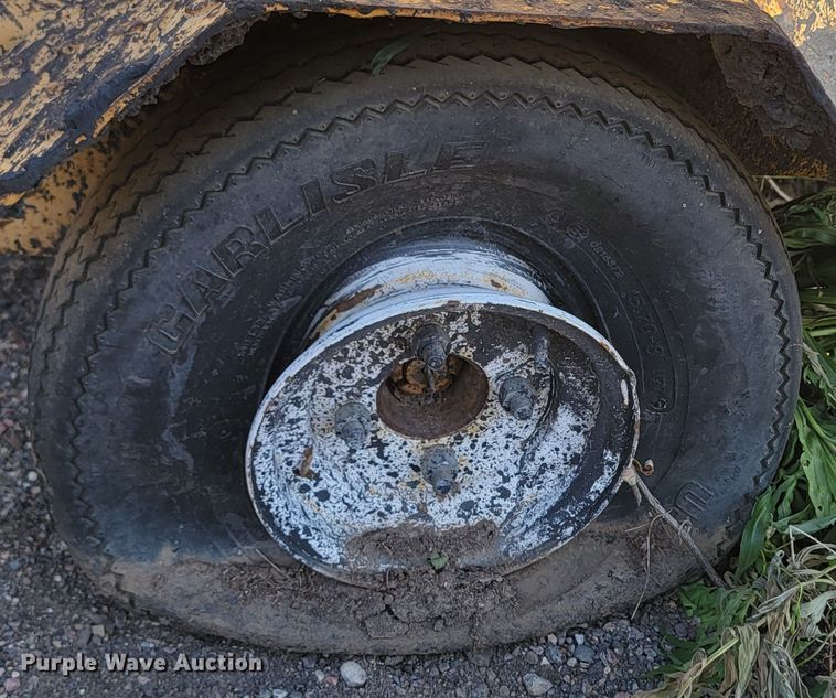 image for item ML9429 Neal  asphalt sealant squeegee machine