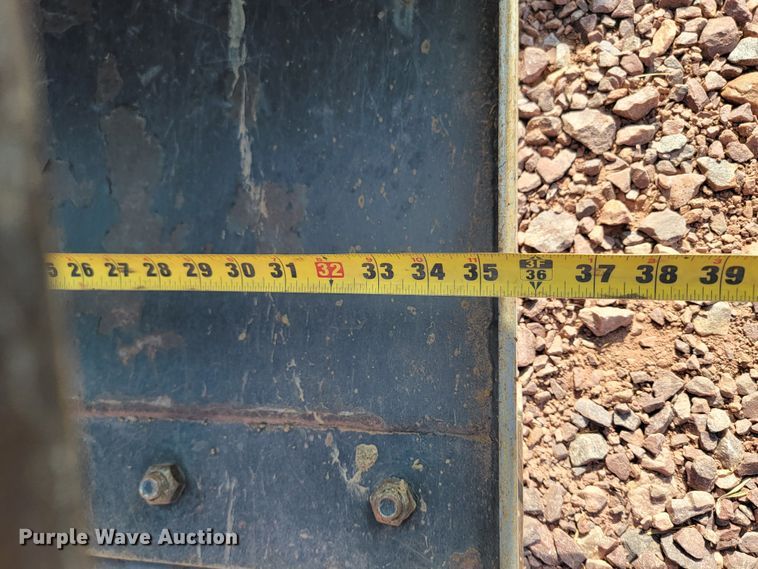 image for item ML9445 2013 Bobcat S70  skid steer loader