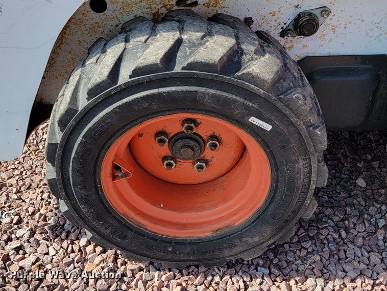 image for item ML9445 2013 Bobcat S70  skid steer loader