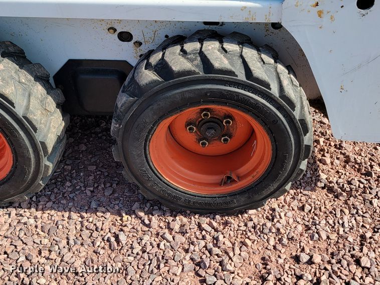 image for item ML9445 2013 Bobcat S70  skid steer loader